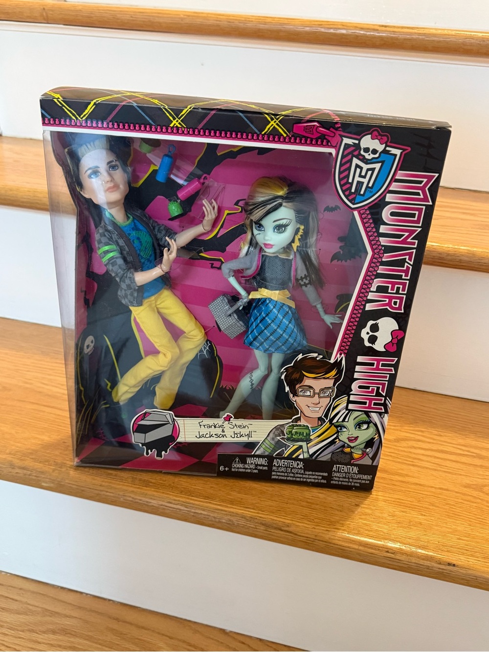 Monster High Frankie Stein Jackson Jekyll Picnic Casket for 2 Doll NWT HTF